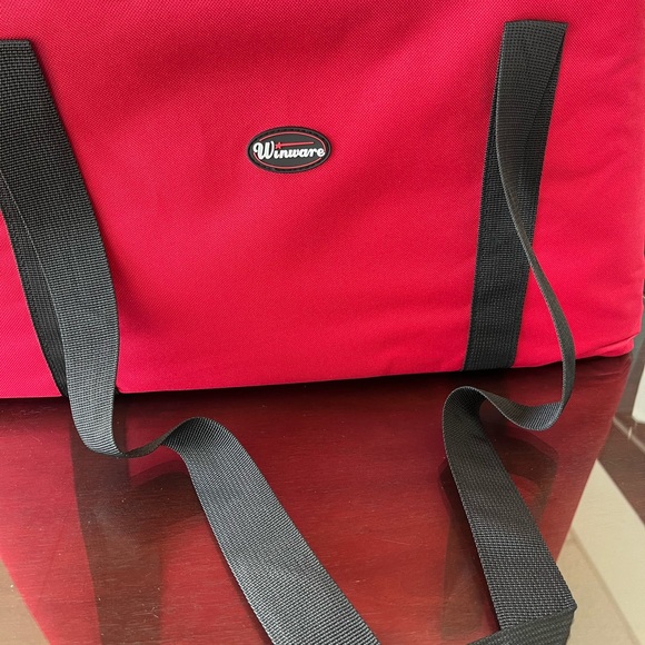 COPY - Hot Cold Insulated delivery/carrier bag. New 22 x 22 x 12 Two Strapes Ha… - Picture 5 of 7